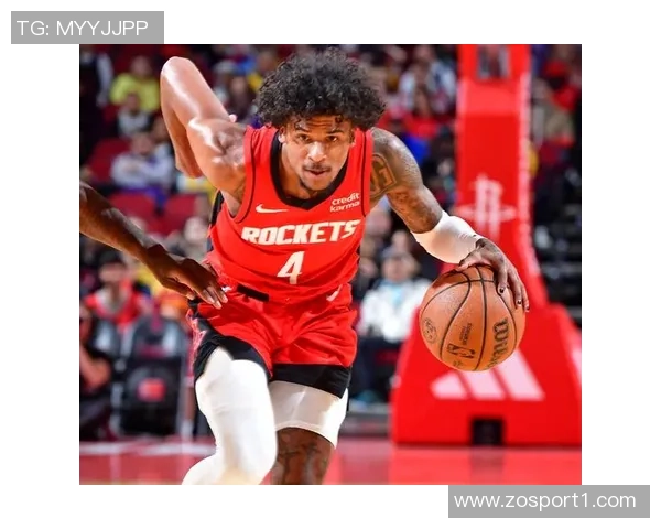 狄龙赞杰伦格林挡拆能力出色能自主创造进攻机会表现亮眼