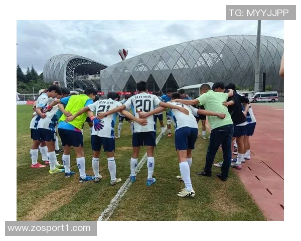 彭啸赛前脚伤困扰但仍渴望为国家队全力以赴展现拼搏精神