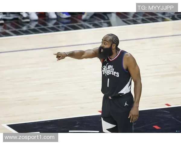 快船频繁换阵容影响战绩伤病之外的隐患不可忽视 快船频繁换阵容影响战绩伤病之外的隐患不可忽视